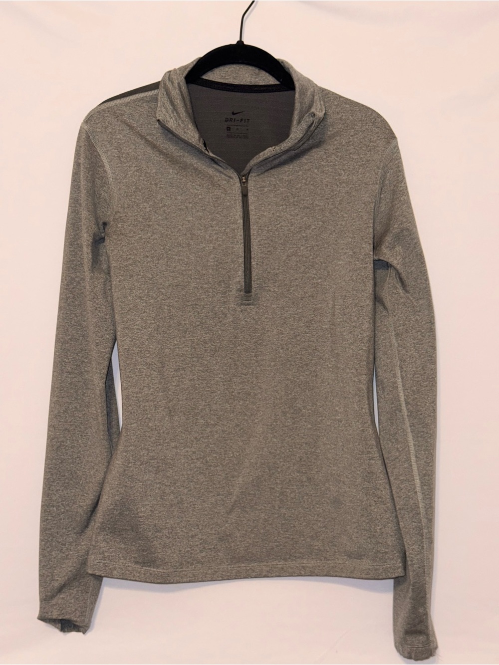 Nike Men’s Heather Gray Dri-FIT Half-Zip Pullover Sweater